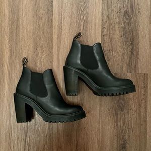 Hurston Women's Leather Heeled Chelsea Boots